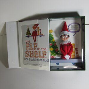 Elf on the Shelf NEW Elf Boy Garcon and Book in *FRENCH*FRANCAIS*